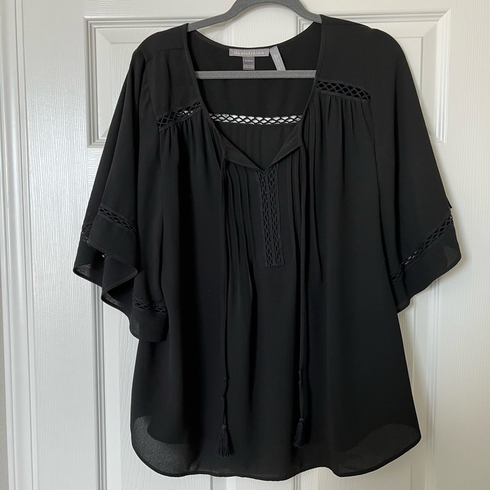 Daniel Rainn, Motherhood maternity M